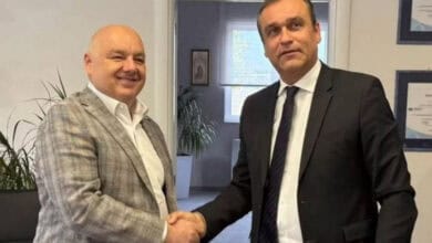 Мађарска државна електропривреда преузела већински удео власништа компанија „Енерготехнике Јужна Бачка“ и „Електромонтаже“ - предузећа издвојених из ЕПС-а Мађарска државна електропривреда преузела већински удео власништа компанија „Енерготехнике Јужна Бачка“ и „Електромонтаже“ - предузећа издвојених из ЕПС-а