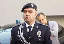 Овог ИДИОТА и комплетну ЈЗО екипу послати на РОБИЈУ да наредну деценију праве друштво Радету Марковићу! Овог ИДИОТА и комплетну ЈЗО екипу послати на РОБИЈУ да наредну деценију праве друштво Радету Марковићу!