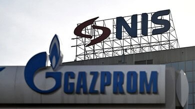 Владан Павловић: Потенцијални купац НИС-а из Емирата не постоји, Руси уопште немају намеру да продају НИС. Владан Павловић: Потенцијални купац НИС-а из Емирата не постоји, Руси уопште немају намеру да продају НИС.
