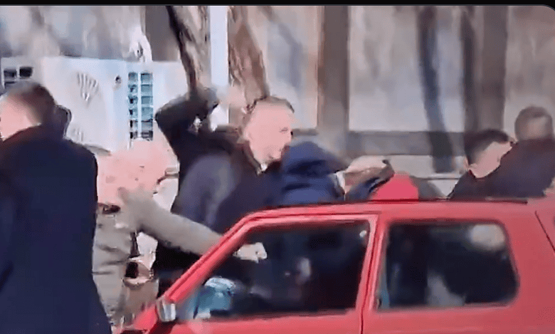 Овако изгледају избори у окупираној Србији и то по европским вредностима (видео) Овако изгледају избори у окупираној Србији и то по европским вредностима (видео)