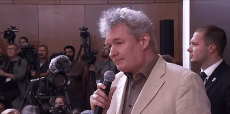 Немачаки пропагандиста у сред Београда пита како да се помогне Зеленском да сe убије што више Руса! (видео)