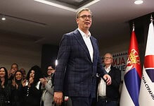 Лидер на сцени са публиком, Србија Данас тема.