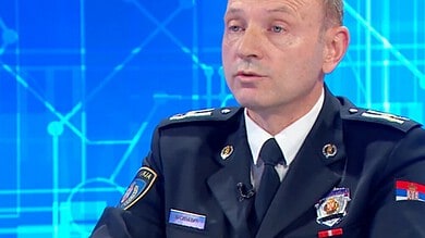 Питање за директора полиције МУП-а Републике Србије! Профил полицијског директора у интервјуу у ТВ студију.