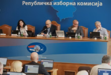 РИК одбио да расправља о личним картама и разликама у подацима